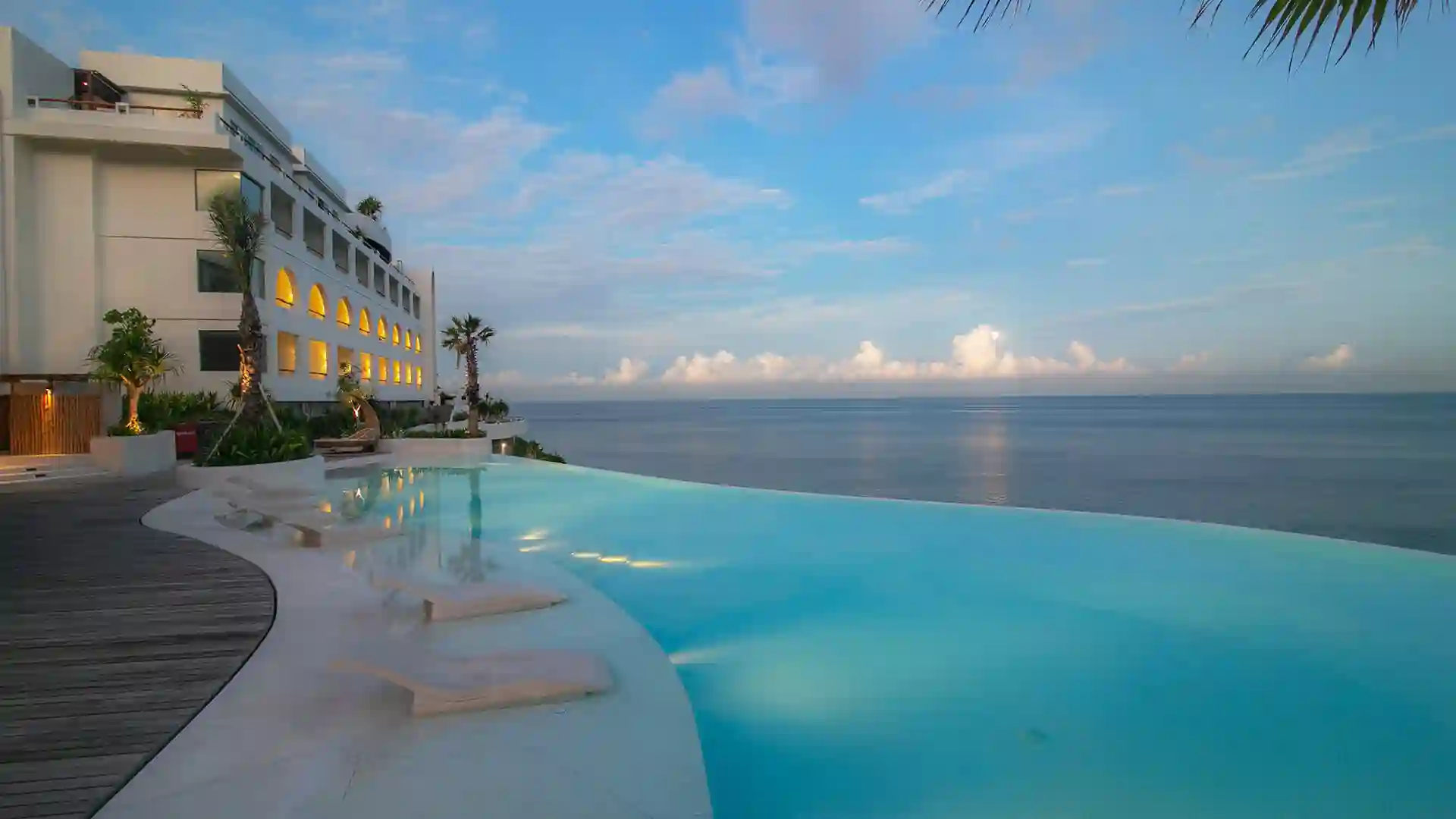 Lush Tegalalang Rice Terraces in Ubud, Bali.